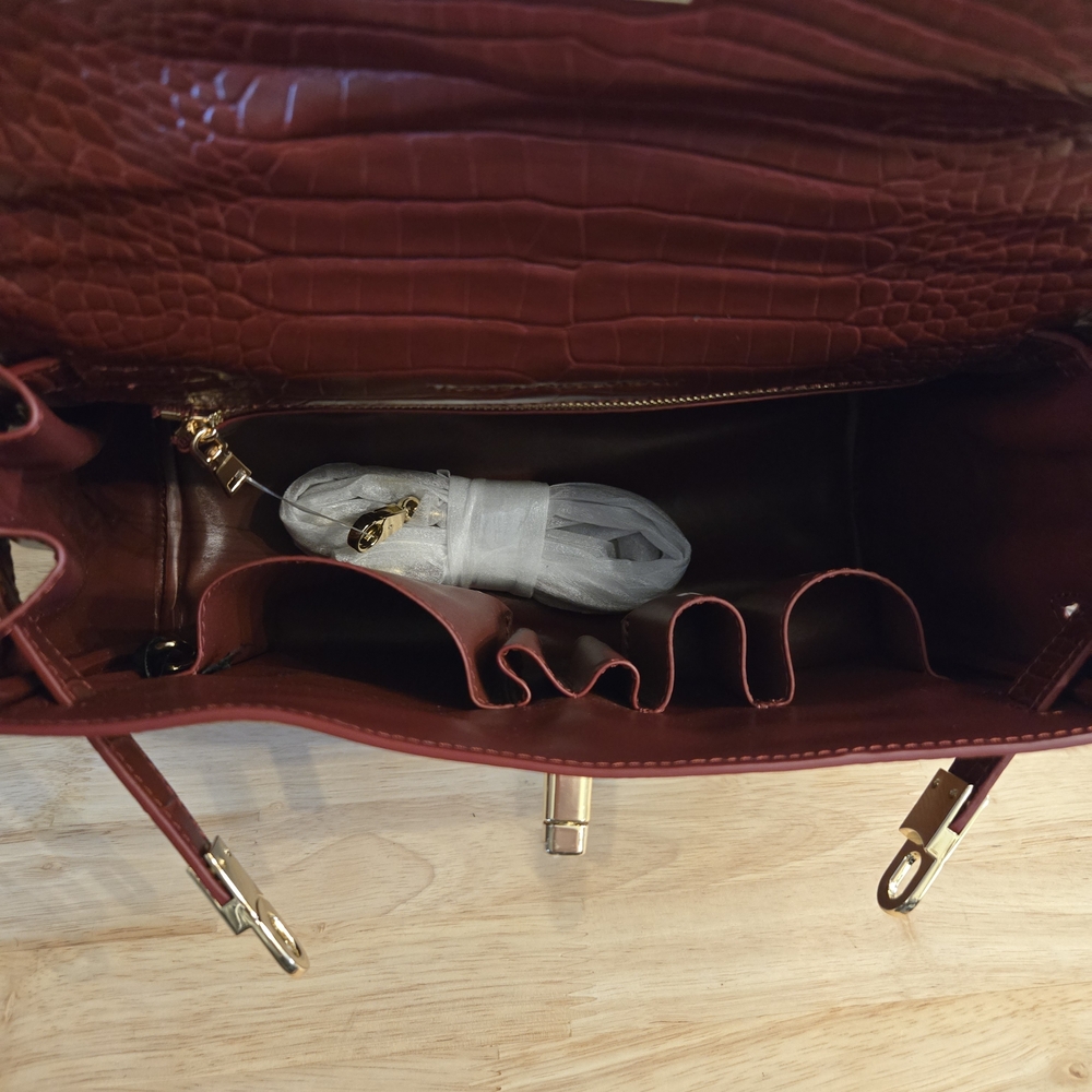 Victoria Hyde London Croc-Embossed Top Handle Bag - Picture 5 of 6